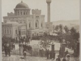 Militaire ceremonie bij de Yildiz Hamidiyemoskee in Istanbul (c. 1900 - in or before 1910) by Sebah and Joaillier
More:
Original public domain image from <a href="https://www.rijksmuseum.nl/en/collection/RP-F-F01141-CE" target="_blank" rel="noopener noreferrer nofollow">The Rijksmuseum</a>