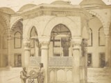 Ablution fountain in the courtyard of the New Mosque by James Robertson and Felice Beato
More:
Original public domain image from <a href="https://www.getty.edu/art/collection/object/107VHA" target="_blank" rel="noopener noreferrer nofollow">Getty Museum</a>